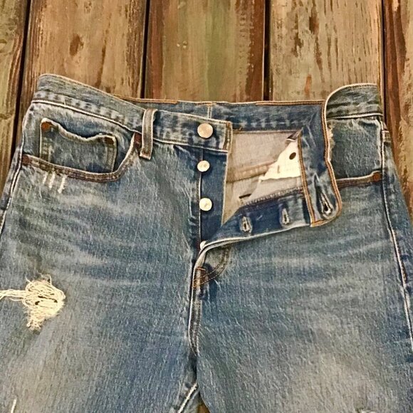 Levi’s 30 (10/11) Wedgie Ankle High Rise Jeans Premium Distressed 22861-0033 - Picture 11 of 12